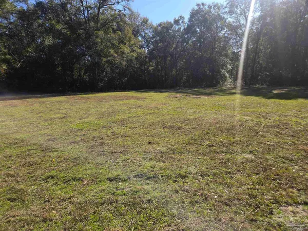 $324,500 | 6001 W Highway, Century, FL 32535