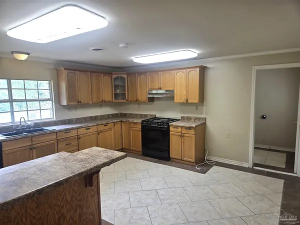 $324,500 | 6001 W Highway, Century, FL 32535
