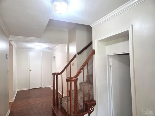 $324,500 | 6001 W Highway, Century, FL 32535