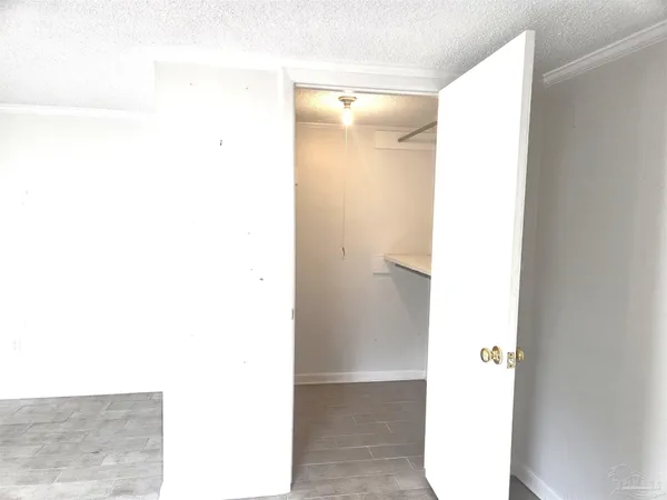 $324,500 | 6001 W Highway, Century, FL 32535