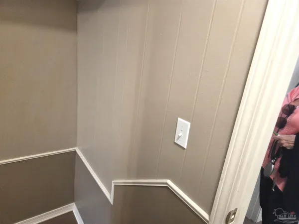 $324,500 | 6001 W Highway, Century, FL 32535