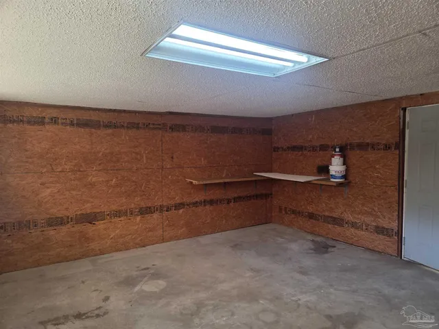 $330,000 | 6001 W Highway, Century, FL 32535