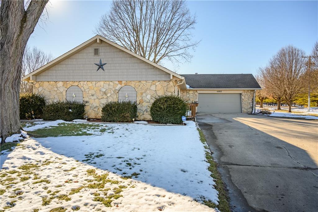 4003 Fairview Road Greenwood, IN 46142 - Photo 2 of 35 Gallery Image 2