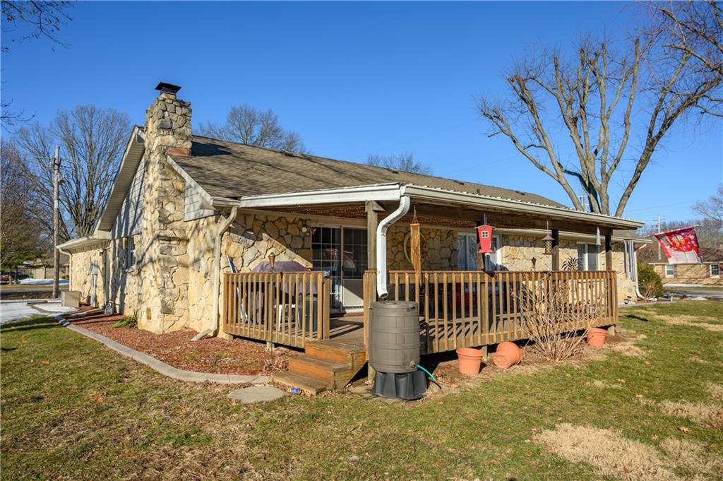 4003 Fairview Road Greenwood, IN 46142 - Photo 4 of 35 Gallery Image 4