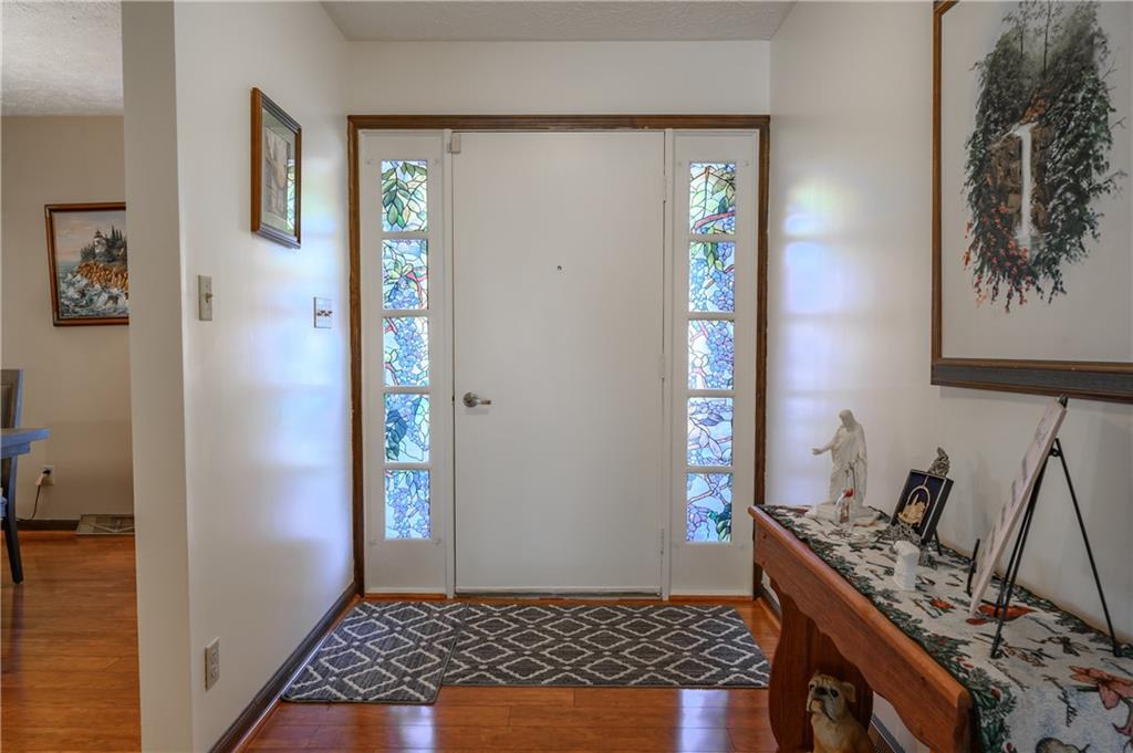 4003 Fairview Road Greenwood, IN 46142 - Photo 5 of 35 Gallery Image 5