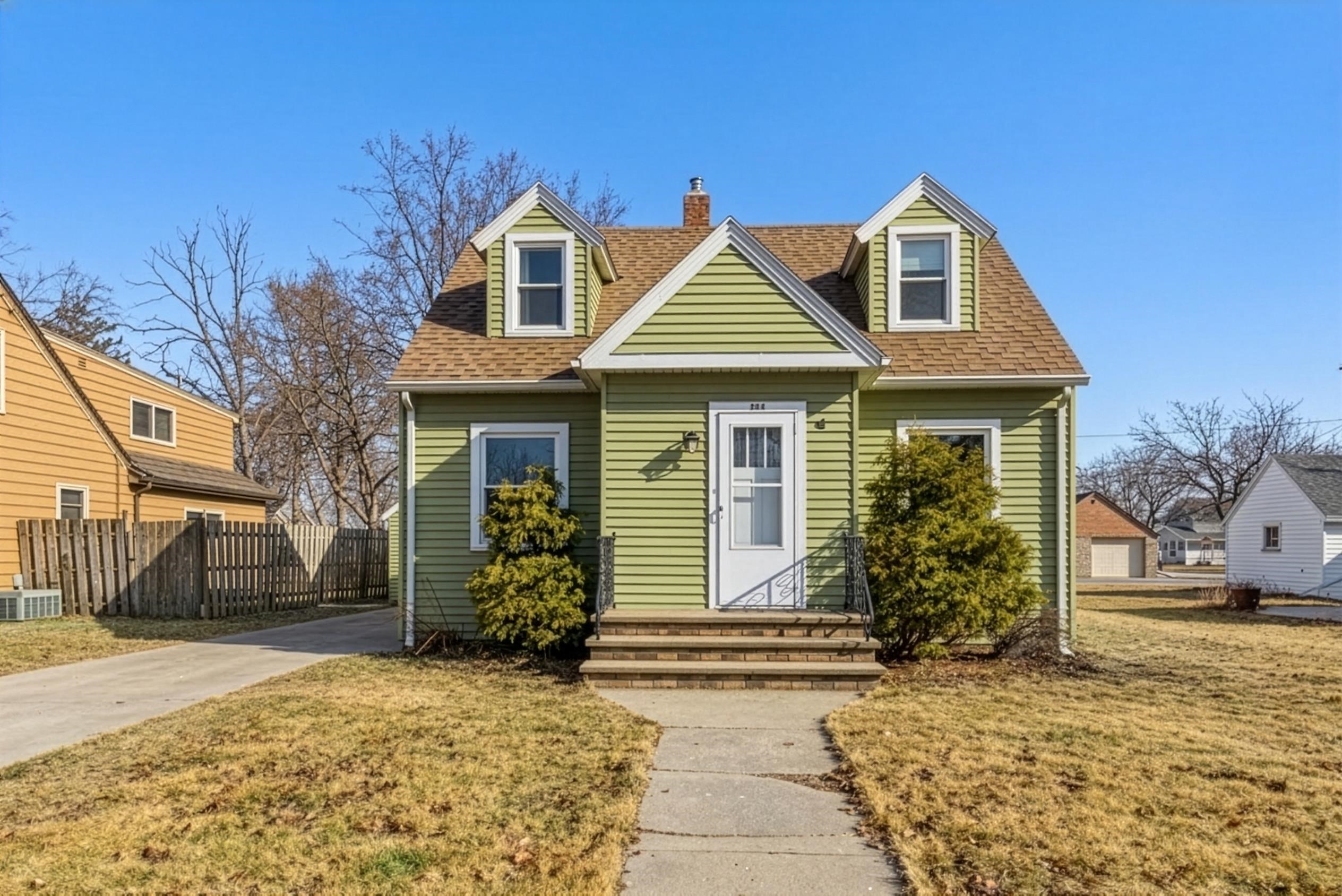 308 South Birch Street Kimberly, WI 54136 - Photo 1 of 1