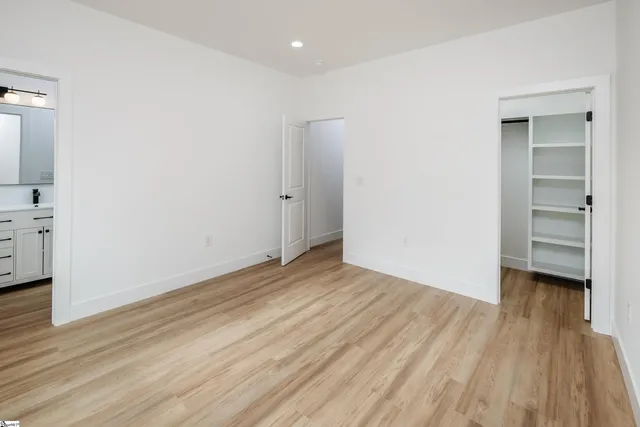 $339,999 | 10 Pine Drive, Taylors, SC 29687