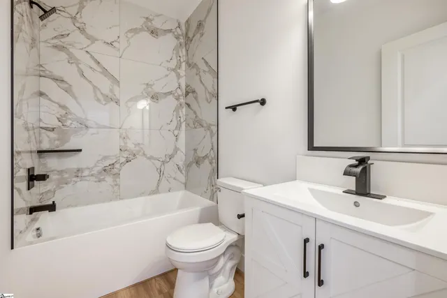 $339,999 | 10 Pine Drive, Taylors, SC 29687