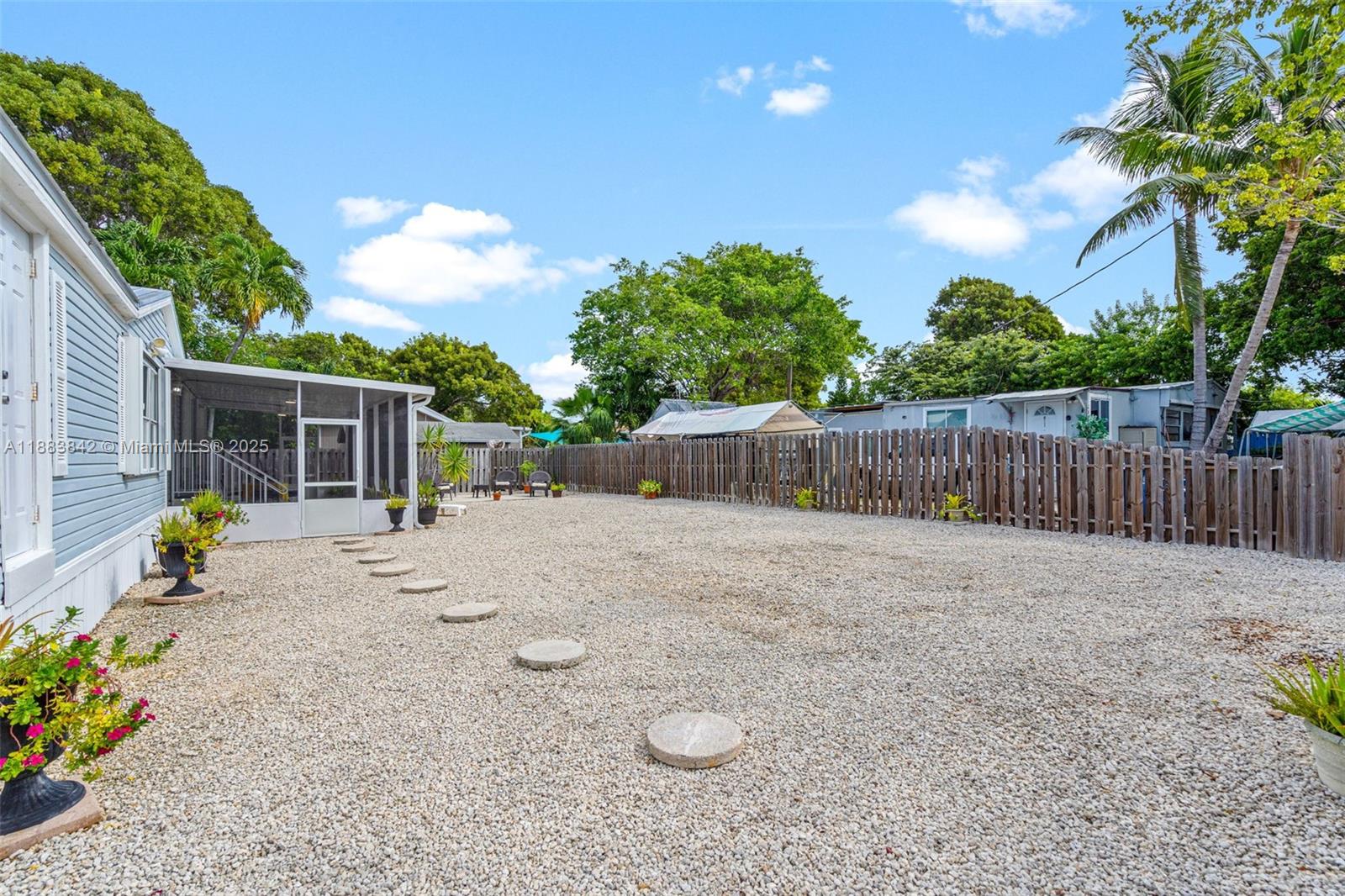 278 King Avenue Key Largo, FL 33037 - Photo 41 of 58 a view of outdoor space and yard