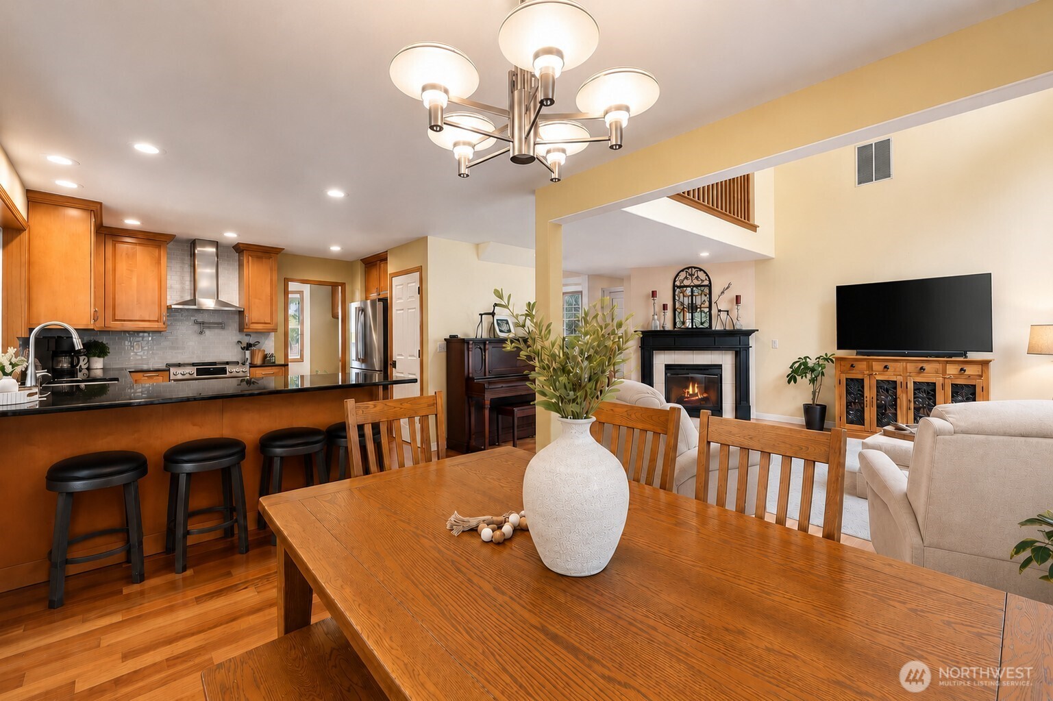 7730 Johnson Point Road Northeast Olympia, WA 98516 - Photo 12 of 40