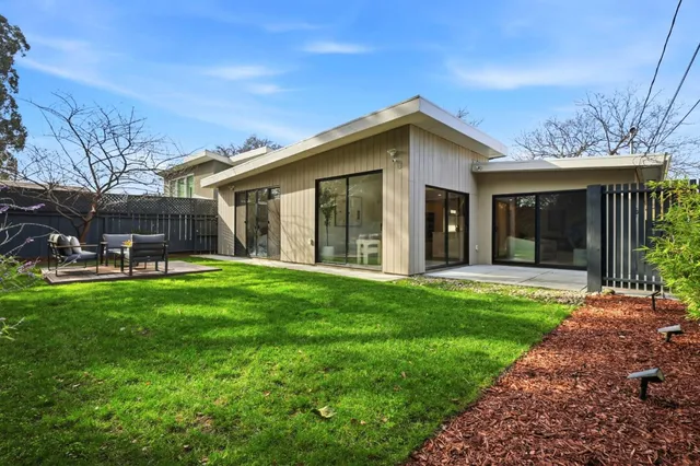 $1,998,000 | 78 Poinsettia Avenue, San Mateo, CA 94403