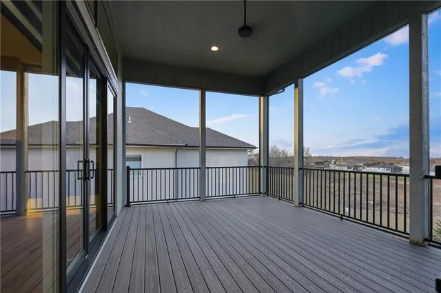 $897,500 | 8181 Valley Road, Lenexa, KS 66220