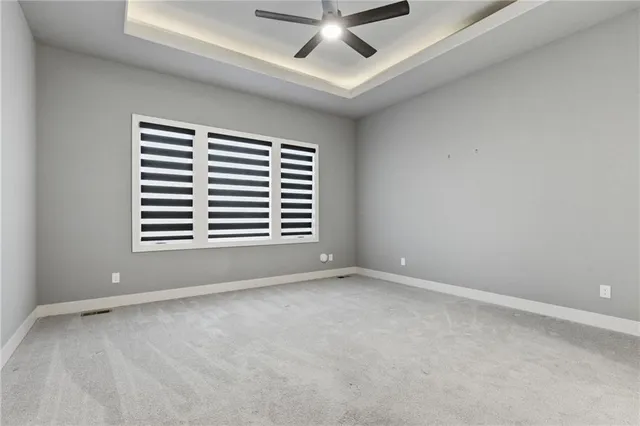 $897,500 | 8181 Valley Road, Lenexa, KS 66220