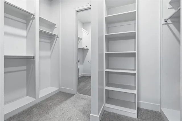 $897,500 | 8181 Valley Road, Lenexa, KS 66220