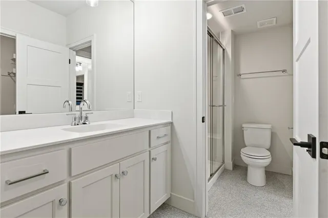 $897,500 | 8181 Valley Road, Lenexa, KS 66220