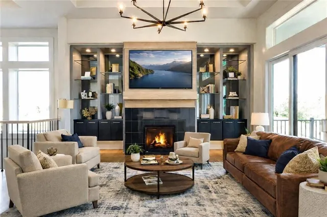 $897,500 | 8181 Valley Road, Lenexa, KS 66220