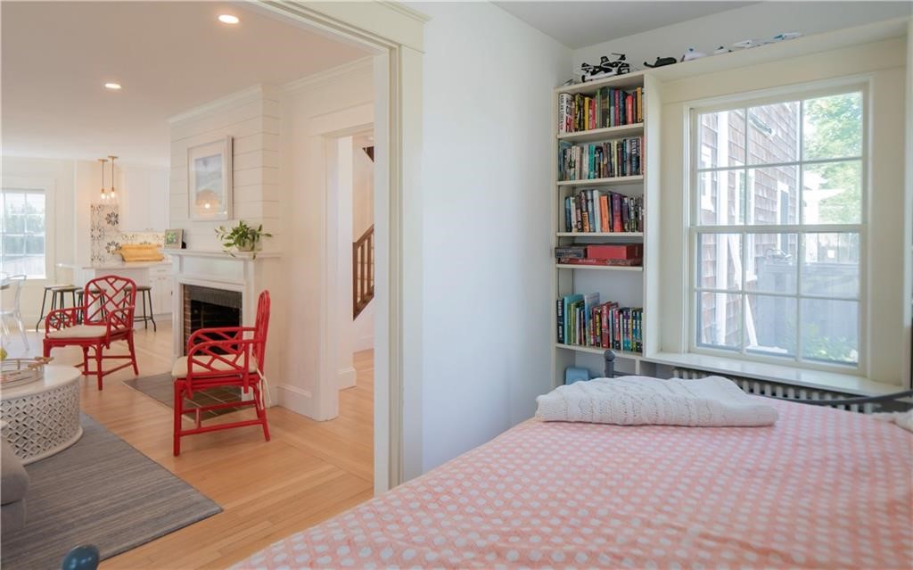 122 Ruggles Avenue Newport, RI 02840 - Photo 20 of 50