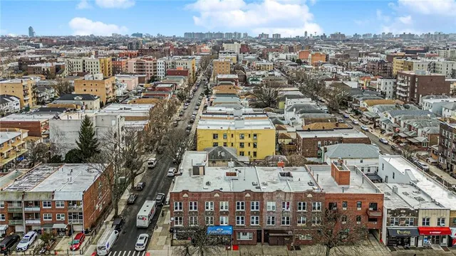 a view of a large multi story building