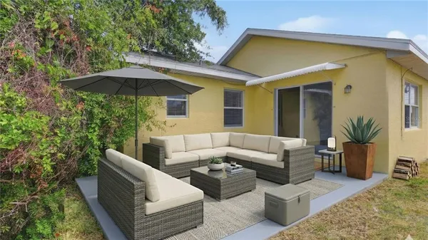 $2,195 | 3502 19th Street West, Bradenton, FL 34205