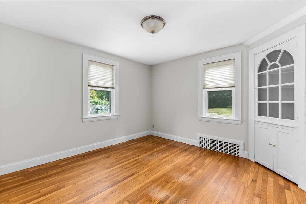 862 Pleasant Street Canton, MA 02021 - Photo 5 of 28
