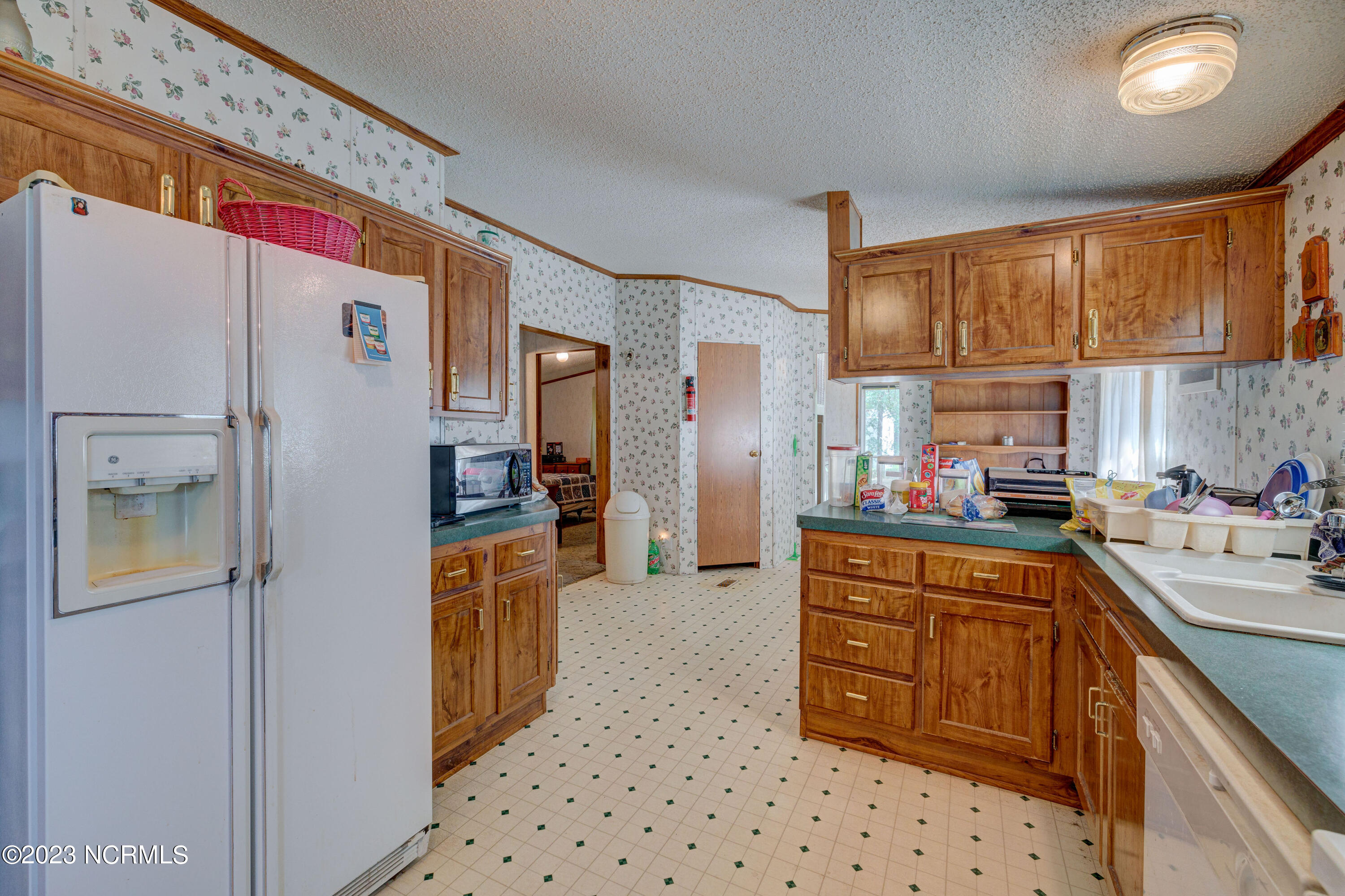 220 Golden Road Wilmington, NC 28409 - Photo 6 of 17 220GoldenEdit-17
