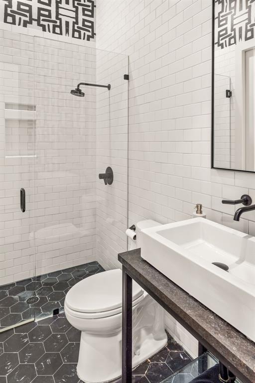 5446 Druid Lane Dallas, TX 75209 - Photo 8 of 40