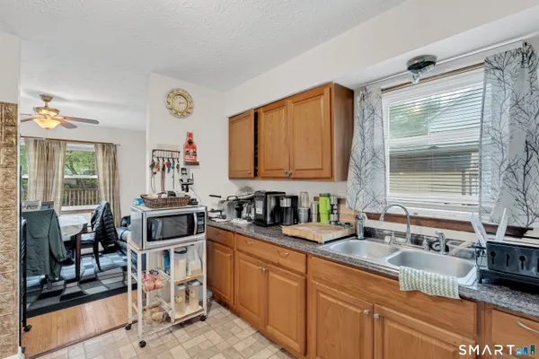 $569,900 | 30 Stoneycrest Drive, Meriden, CT 06450