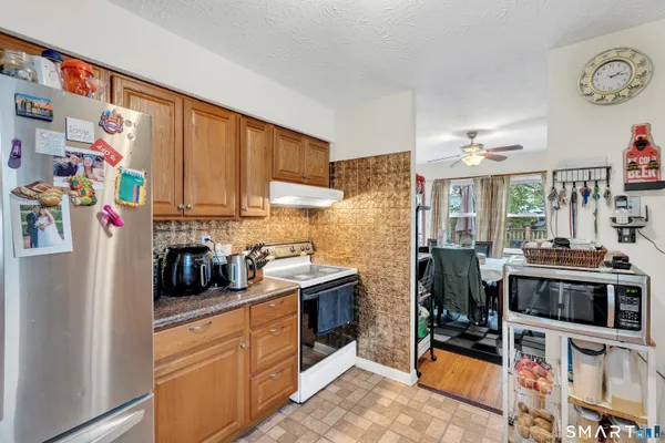 $569,900 | 30 Stoneycrest Drive, Meriden, CT 06450