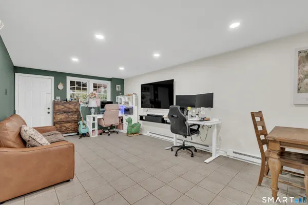 $569,900 | 30 Stoneycrest Drive, Meriden, CT 06450