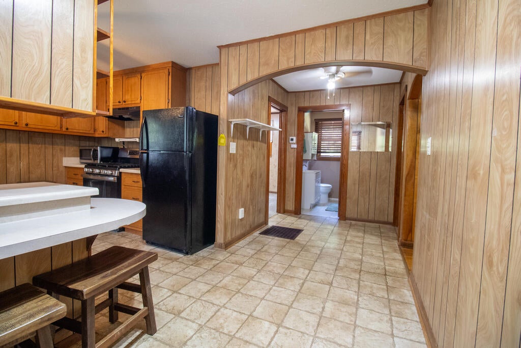 5665 Chances Creek Road Fancy Gap, VA 24328 - Photo 11 of 34 Gallery Image 11