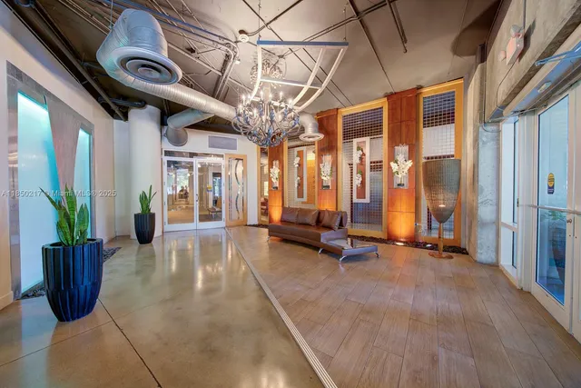 $349,000 | 10 Southwest South River Drive, Unit 708, Miami, FL 33130