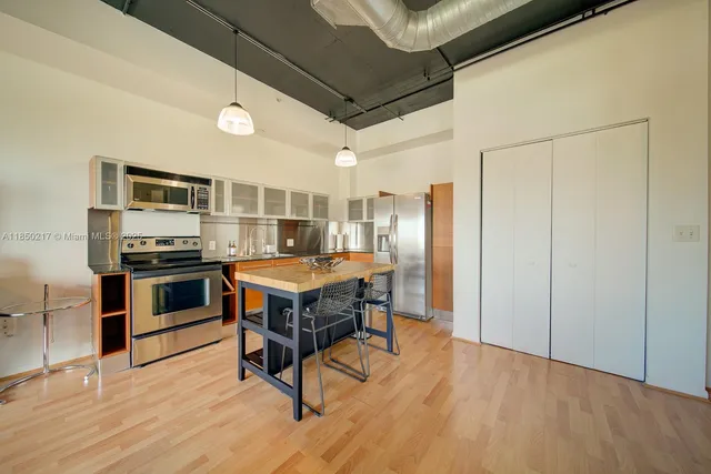 $349,000 | 10 Southwest South River Drive, Unit 708, Miami, FL 33130