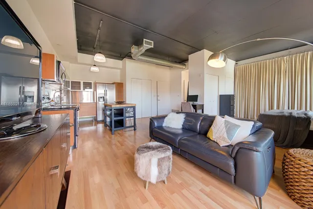 $349,000 | 10 Southwest South River Drive, Unit 708, Miami, FL 33130