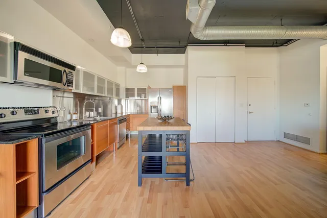 $349,000 | 10 Southwest South River Drive, Unit 708, Miami, FL 33130