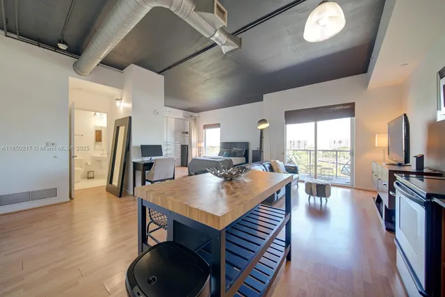 $349,000 | 10 Southwest South River Drive, Unit 708, Miami, FL 33130