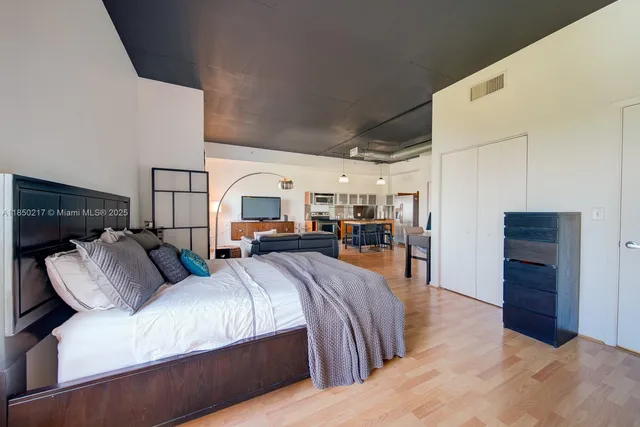 $349,000 | 10 Southwest South River Drive, Unit 708, Miami, FL 33130