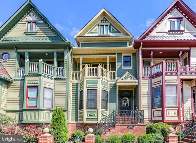 $999,950 | 229 Mill Street, Occoquan, VA 22125