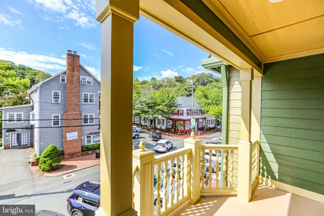 $999,950 | 229 Mill Street, Occoquan, VA 22125