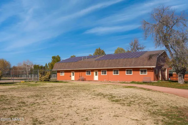 a view of an ocean and a mountain view