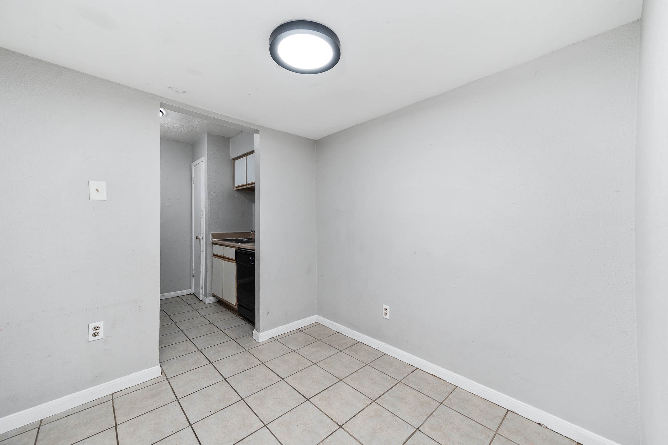 9616 Long Point Road, Unit 33 Houston, TX 77055 - Photo 10 of 16