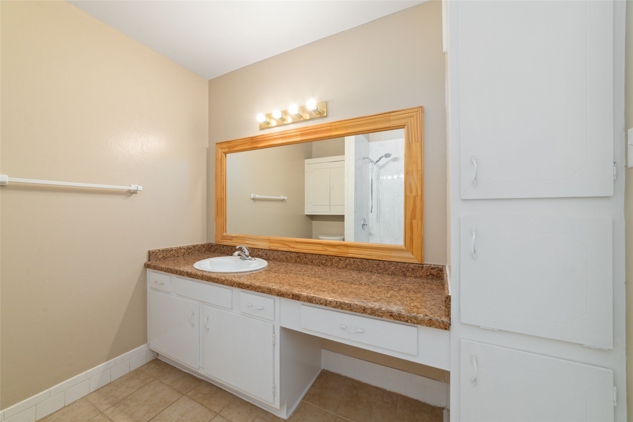 889 Wax Myrtle Lane Houston, TX 77079 - Photo 27 of 27