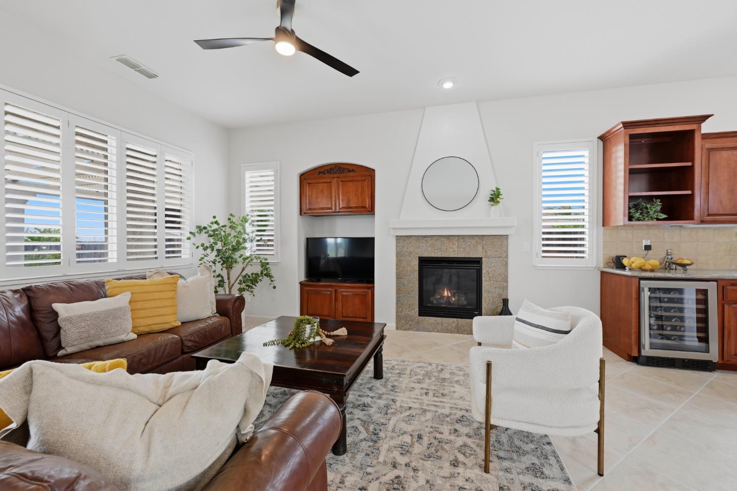 8537 Bridgestone Crescent Road Roseville, CA 95747 - Photo 13 of 64