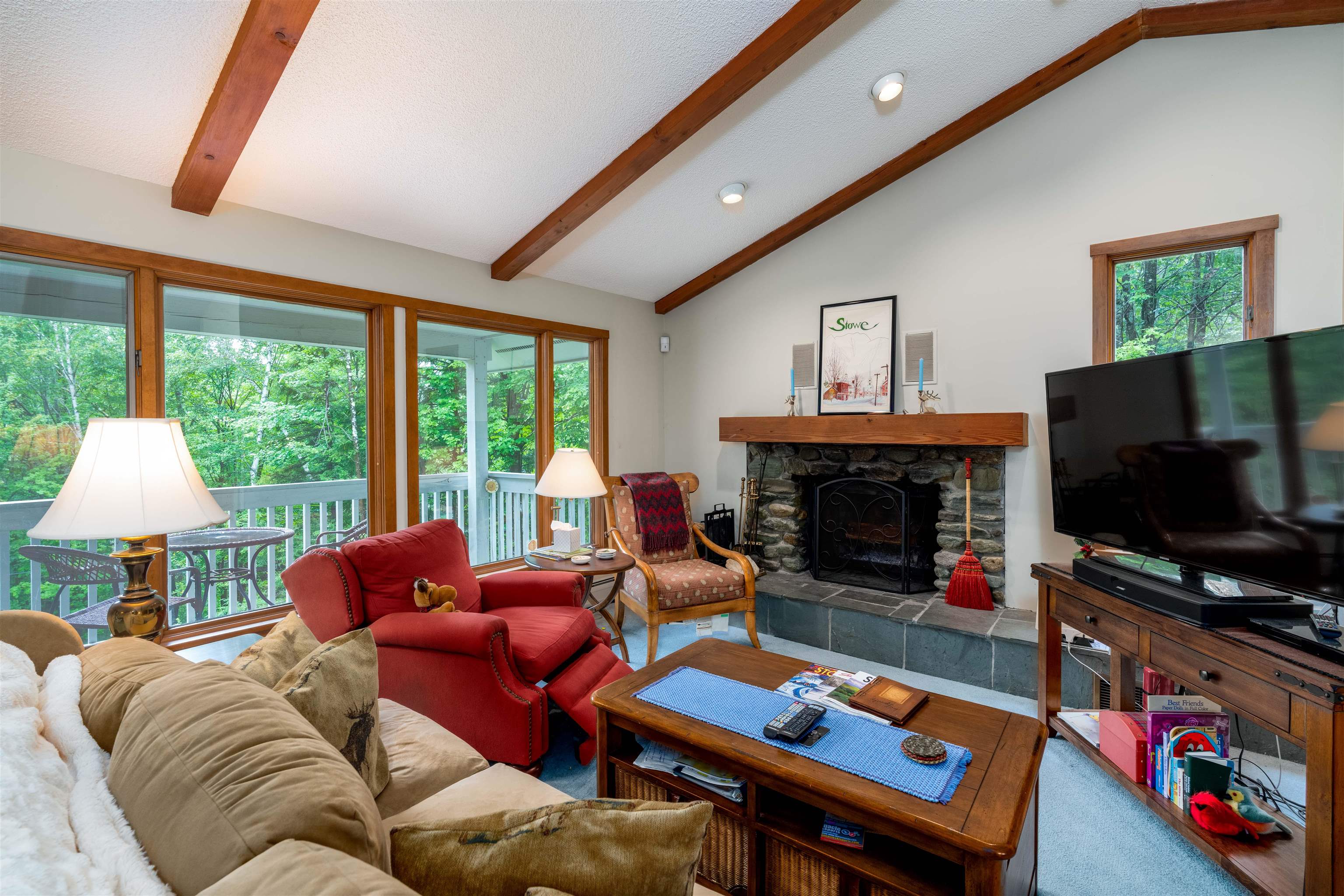 47 Watts Lane Stowe, VT 05672 - Photo 4 of 35