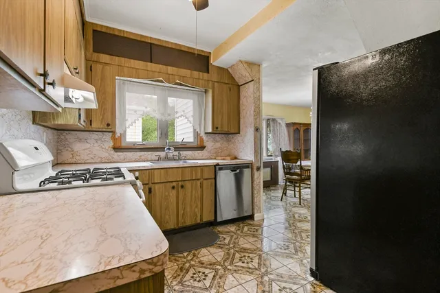 $1,399,900 | 23 Highland Road, Somerville, MA 02144