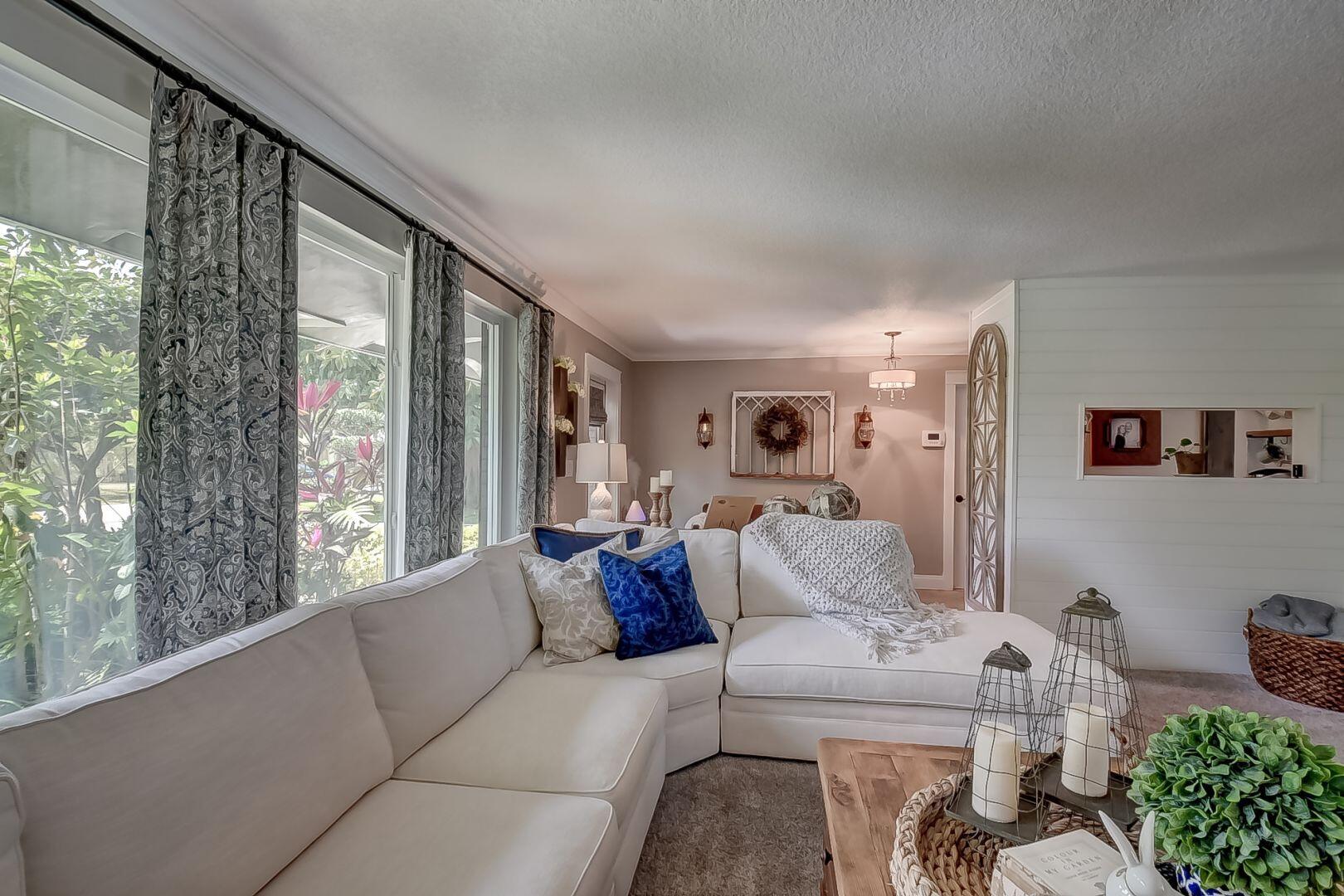 2031 Bonnie Street Boca Raton, FL 33486 - Photo 26 of 59 21_ebf_1107_08_09_10_11