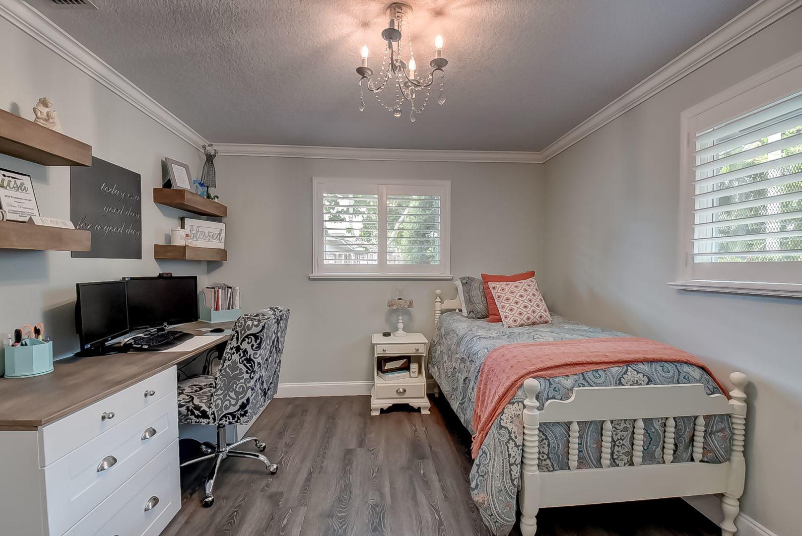 2031 Bonnie Street Boca Raton, FL 33486 - Photo 32 of 59 28_ebf_1167_68_69_70_71