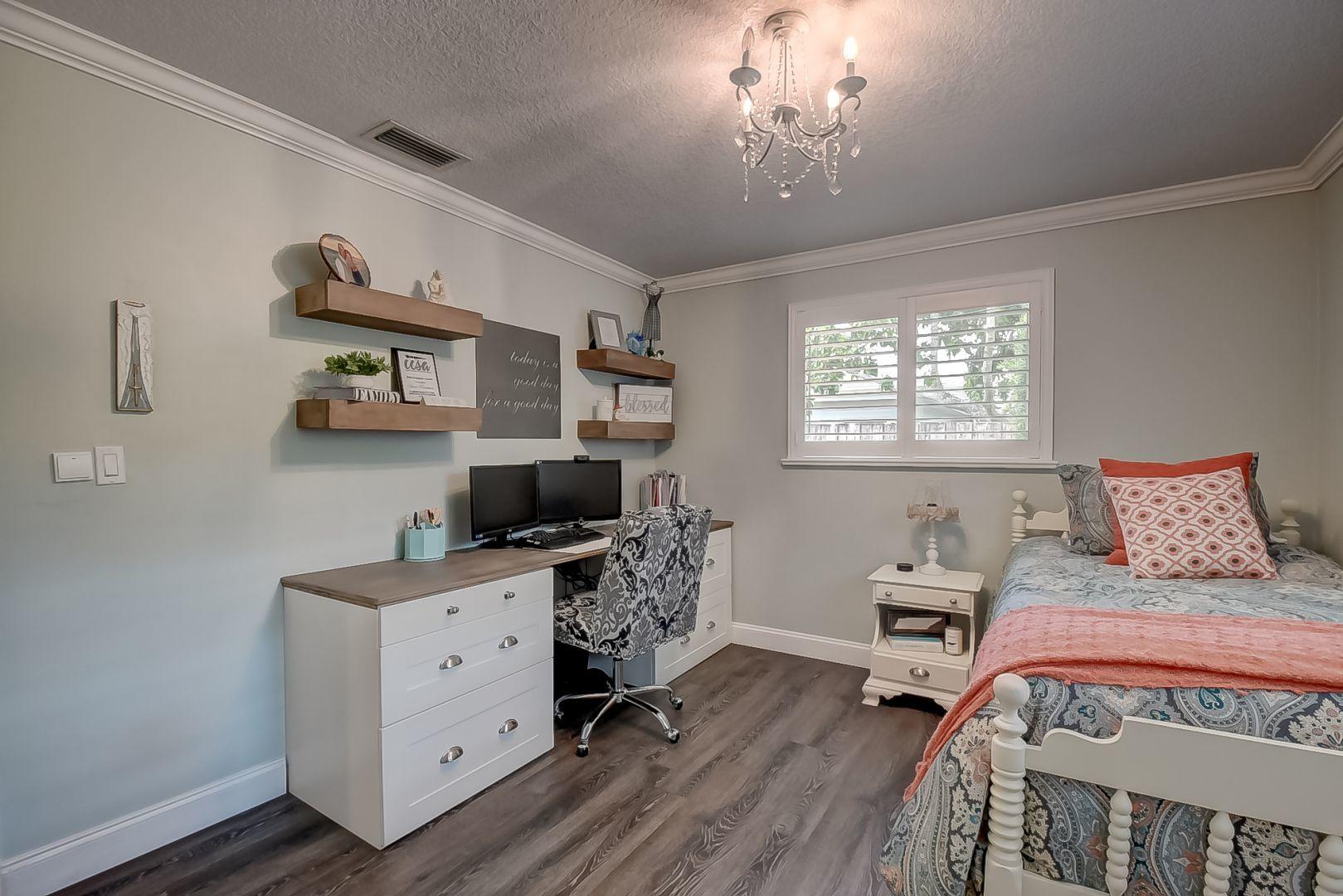2031 Bonnie Street Boca Raton, FL 33486 - Photo 33 of 59 29_ebf_1172_3_4_5_6