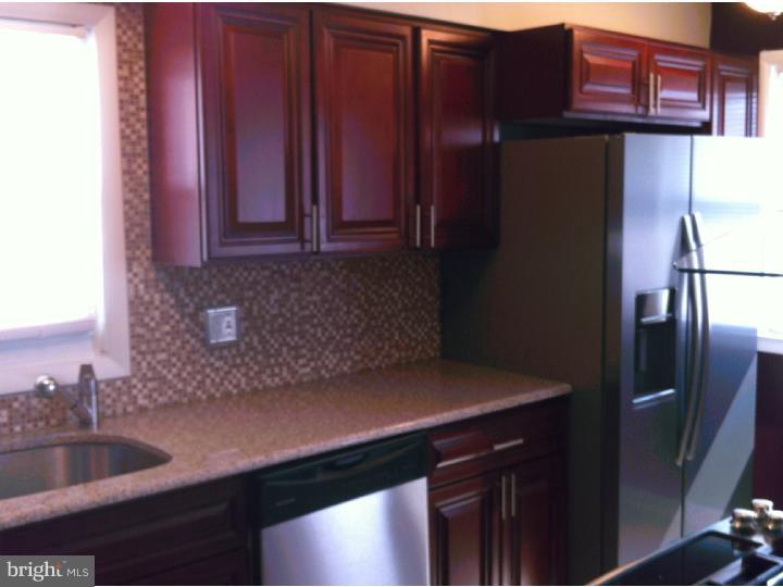 9936 Bridle Road Philadelphia, PA 19115 - Photo 3 of 16 Gallery Image 3
