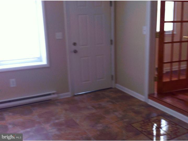 9936 Bridle Road Philadelphia, PA 19115 - Photo 7 of 16 Gallery Image 7
