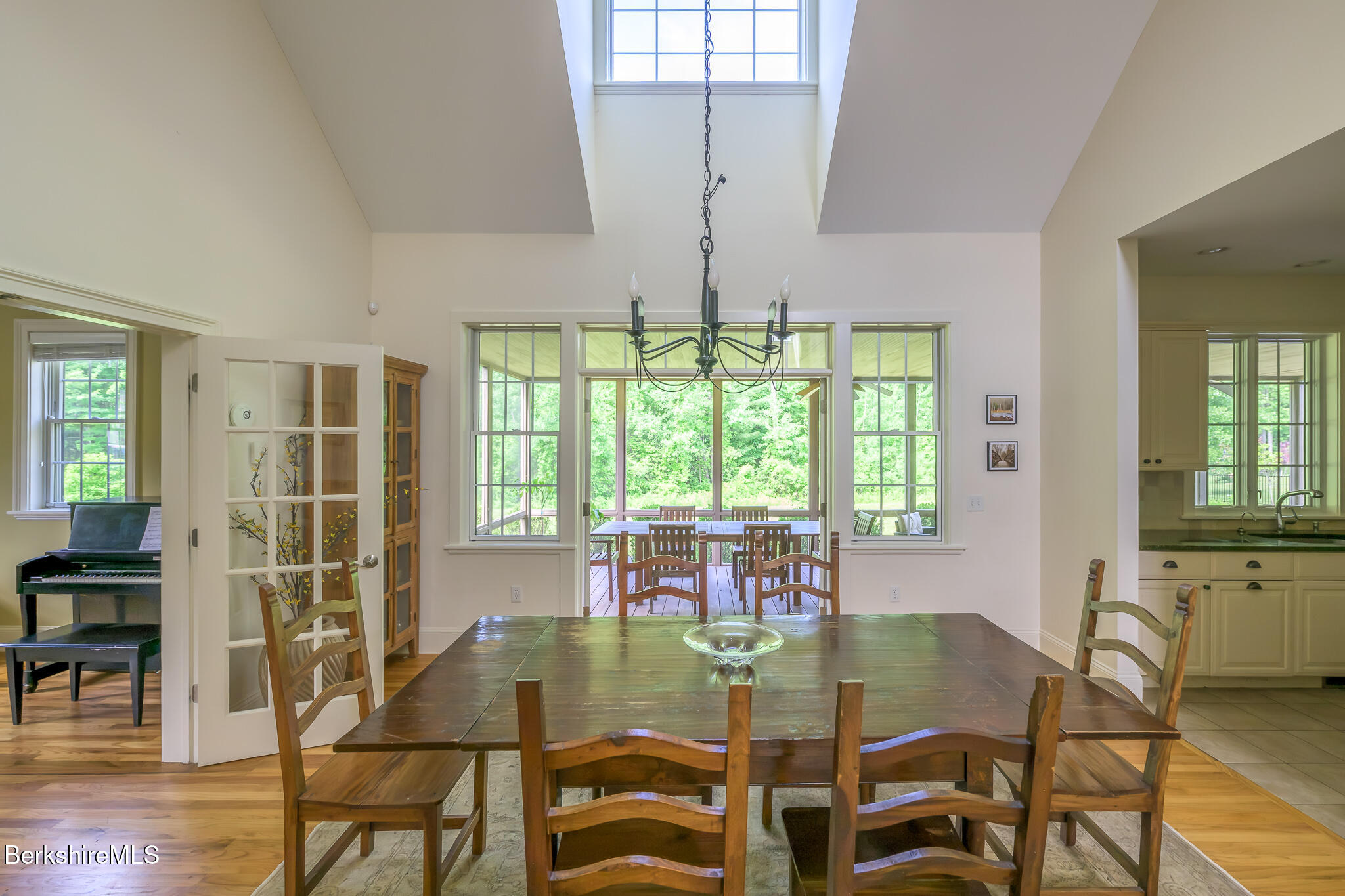 5 Stoneledge Road Lenox, MA 01240 - Photo 15 of 48 Dining room